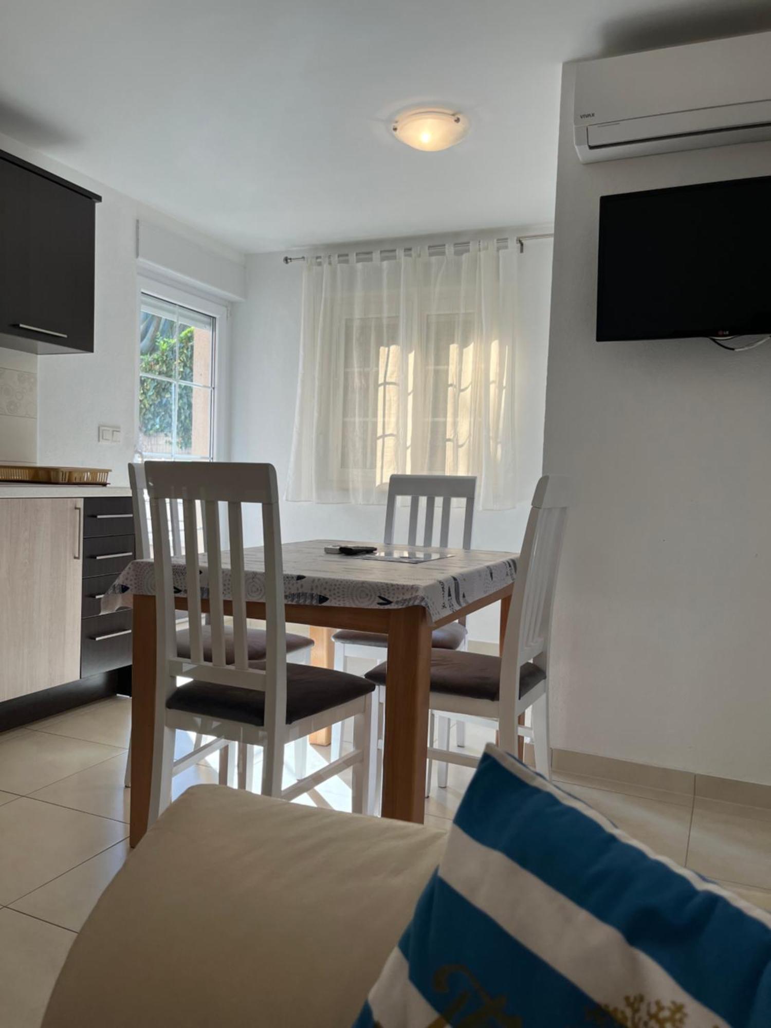 Apartments Karlo Башка-Вода Екстер'єр фото